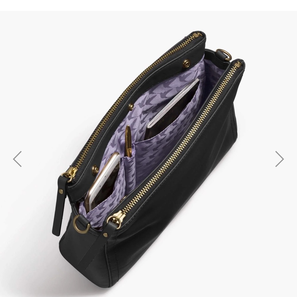 Lo & Sons pearl in black nappa leather
